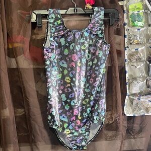 Girls Metallic Leopard-Print One-Piece Bodysuit - Black Multi